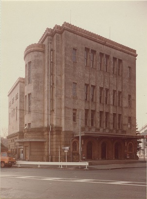 神奈川会館　道路側よりの画像