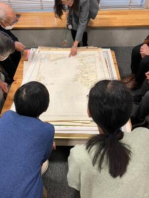 令和5年度JAMSTEC横浜研究所図書館ツアー写真