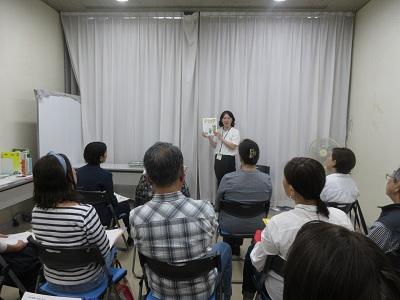 令和8年度初心者向け学校読み聞かせボランティア講座写真