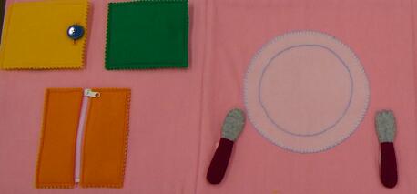 布えほん「おやつはなあに」の一部分