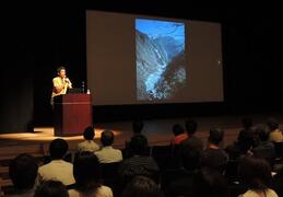 講演会の様子　１