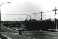 境田バス停からセンター北駅を眺むの画像