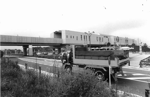 仲町台駅ななめの画像