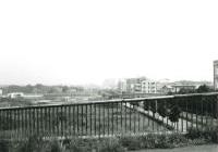 開成歩道橋から東方面を眺むの画像