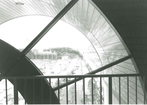 センター北駅よりセンター南方面の画像