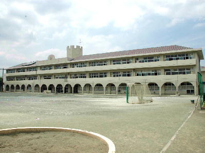 北山田小学校の画像
