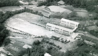 都田中学校全景の画像