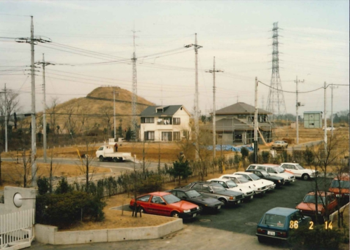 川和中学校から川和富士を眺むの画像