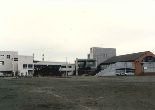 川和中学校校庭の画像
