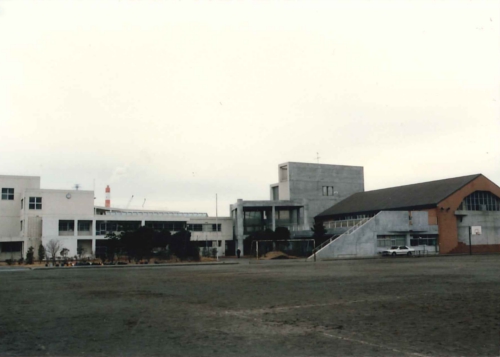 川和中学校校庭