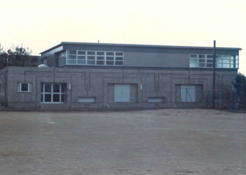 川和中学校校庭