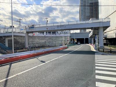 후타마타가와역 남쪽 출입구 터널 사진