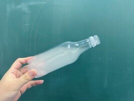 Let's make clouds in a plastic bottle!