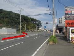 丸子茅ヶ崎線の都筑水再生センター入口交差点 