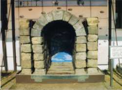 石づくり馬蹄形暗渠の写真