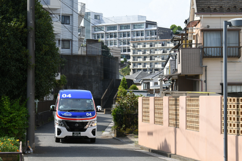 のるーとTSURUMI車両