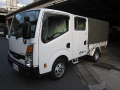 収集作業支援ダブルキャブ車の写真