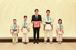 硬式空手道「浜風会はまっこ道場」の皆さまと面会しました