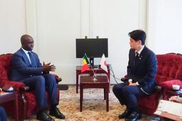 駐日セネガル共和国特命全権大使と面会しました