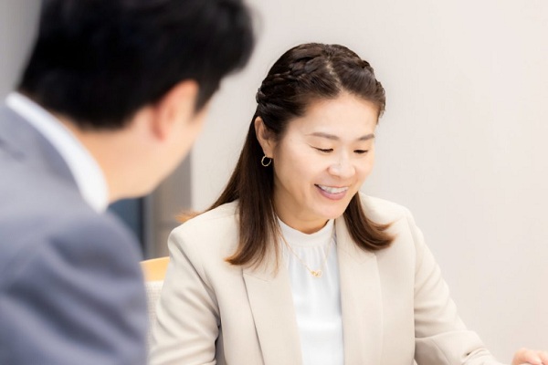 対談中の澤さんの様子