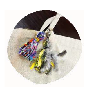 古布でタッセルづくり