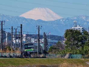 1410_102_富士山と横浜線