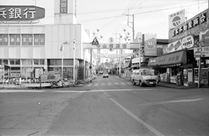 9701-005中山駅前