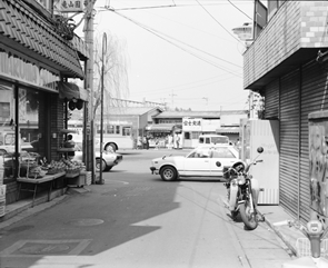 9701_007_中山駅前