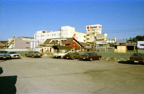 9701_110_バス停中山町付近