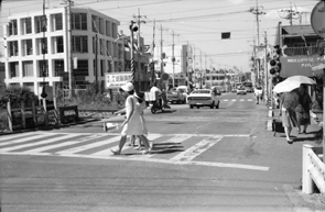 9701_161_川和踏切付近前方青砥方向