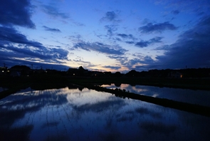 P2021_023_青の世界