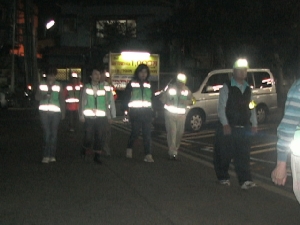 anti-crime program patrol scene by the Idogaya District Union Neighborhood Associations