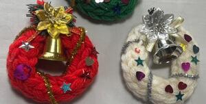 ゆび編みリース作品