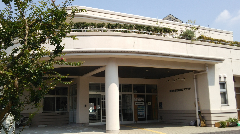Indicates the exterior of Nagata Community Care Plaza in Yokohama.