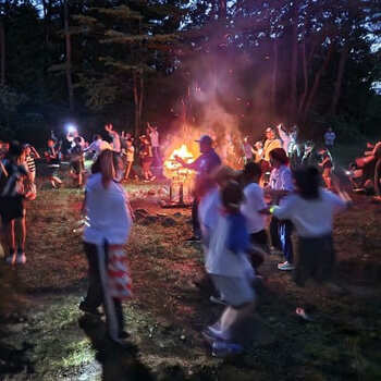 キャンプ ファイヤー