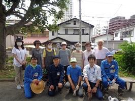 Group photo of Minamikaruizawa Park Protection Association