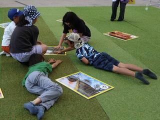 大接戦のでっかるた！ 