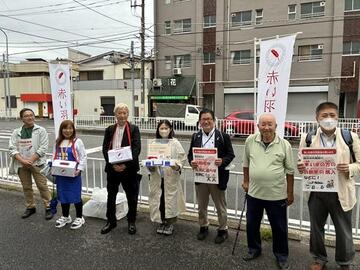 10月４日伊勢町のFUJIスーパー前 
