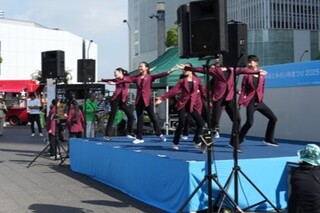 ダンスパフォーマンスで観客を魅了 