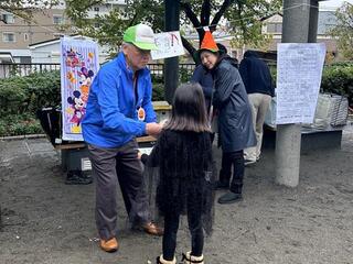  チェックポイントでシールを集めて 