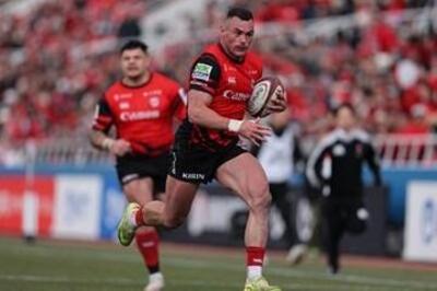 素早いボール展開 