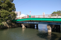 Es una publicación de la página la fotografía del puente en