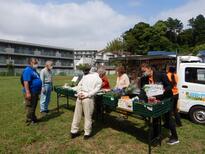 少年広場移動販売写真