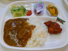 Hình ảnh bữa trưa tại Nhà trẻ em Seya
