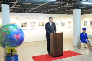 にっぽんー大使たちの視線2025写真展開幕式典