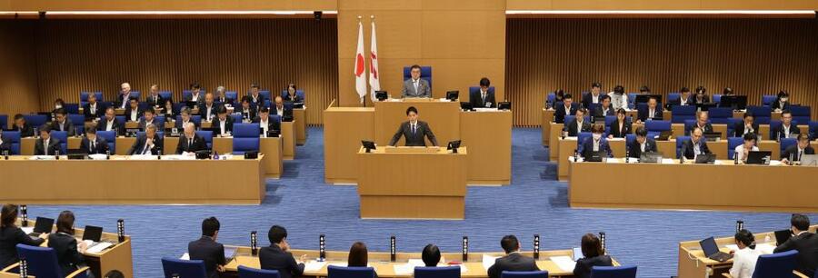 本会議の様子