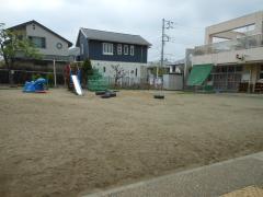 Nakagawanishi Nursery School Garden