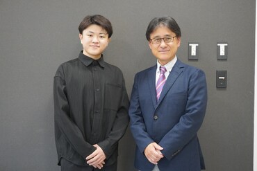 東亮汰さん